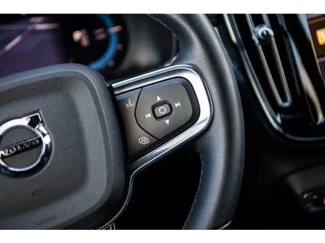 Volvo XC40 Recharge Core 2022 Elektrisch 26