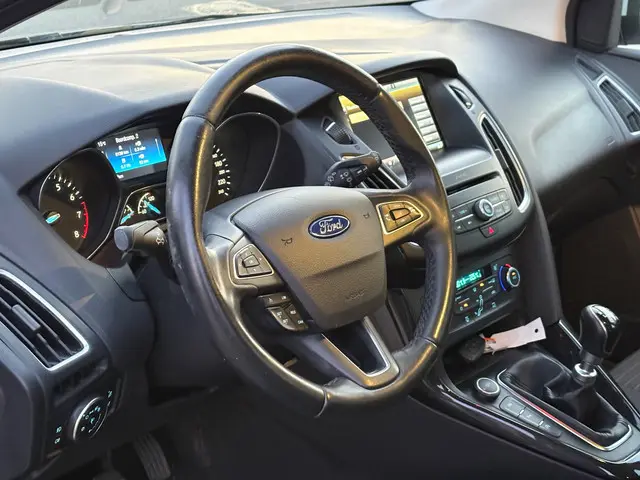 Ford Focus Wagon 1.0 Titanium 2016 Benzine 15