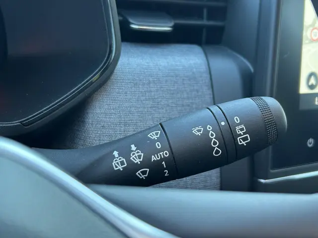 Renault Clio 1.0 TCe 90 GPF evolution 2024 Benzine 28