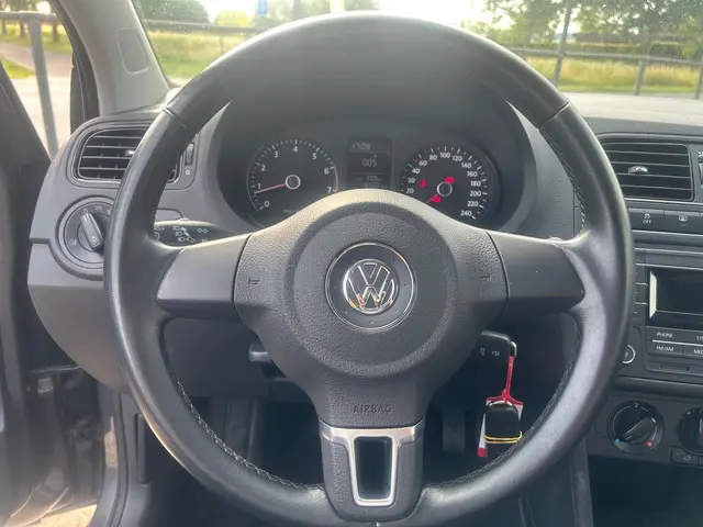Volkswagen Polo 1.2 TSI highline 2014 Benzine 14