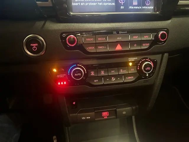 Kia e-Niro ExecutiveLine 64 kWh 2020 Elektrisch 16