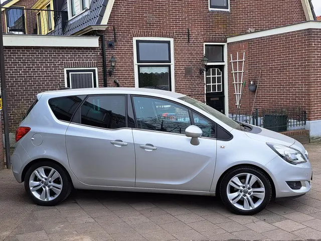 Opel Meriva 1.4 Turbo 2016 Benzine 2