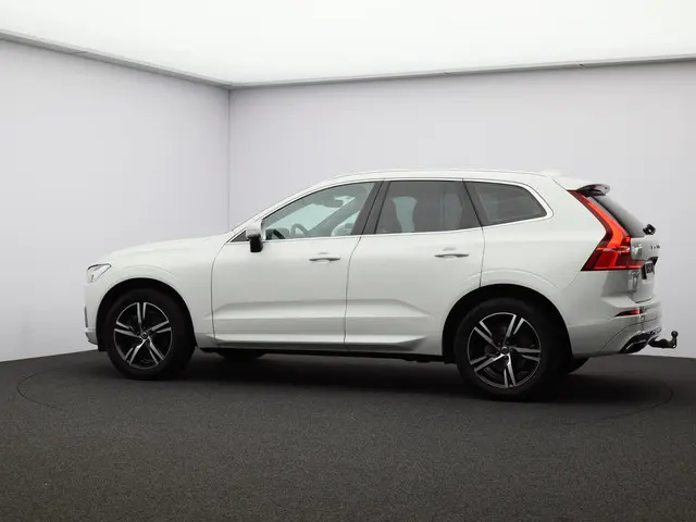 Volvo XC60 2.0 T4 R-Design 2019 Benzine 20