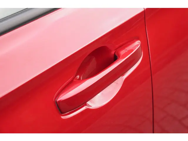 Honda Civic 2.0i e:HEV SPORT 2023 Hybride Benzine 38