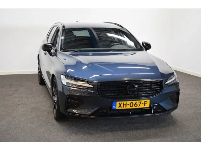 Volvo V60 2.0 T5 250pk AUT8 R-Design 2019 Benzine 14