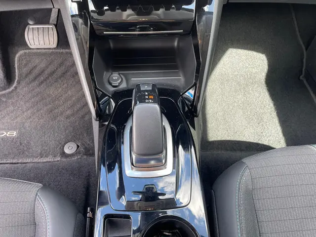 Peugeot e-208 EV Active 50 kWh 2020 Elektrisch 23