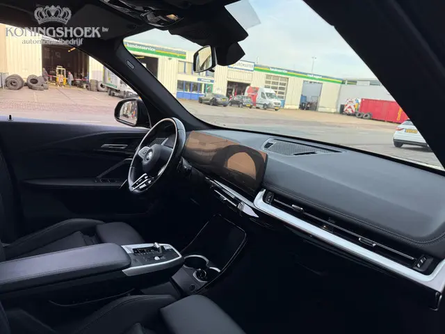 BMW X1 XDrive25e M Sport 2023 Hybride Benzine 4