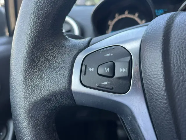 Ford Fiesta 1.0 Style 2015 Benzine 10