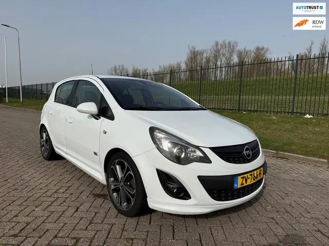 Opel Corsa 1.4 Turbo Cosmo OPC-Line 2013 Benzine
