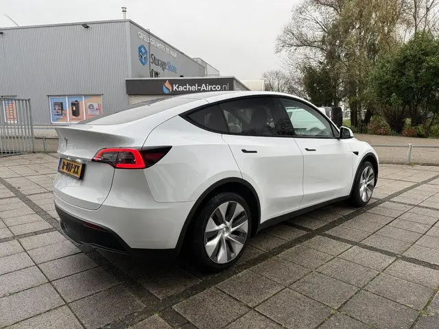 Tesla Model Y Range Plus 2022 Elektrisch 6