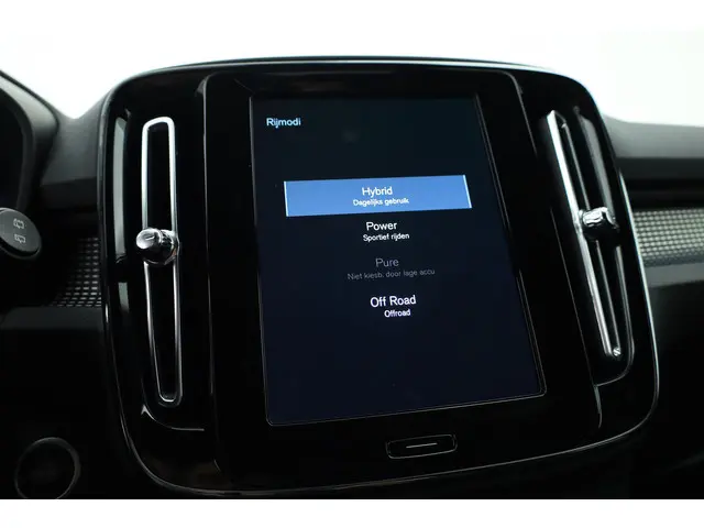 Volvo XC40 T5 Recharge R-Design 2022 Hybride Benzine 24