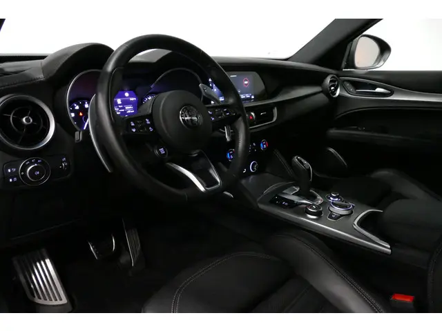 Alfa Romeo Stelvio 2.0 T AWD Veloce 2020 Benzine 6