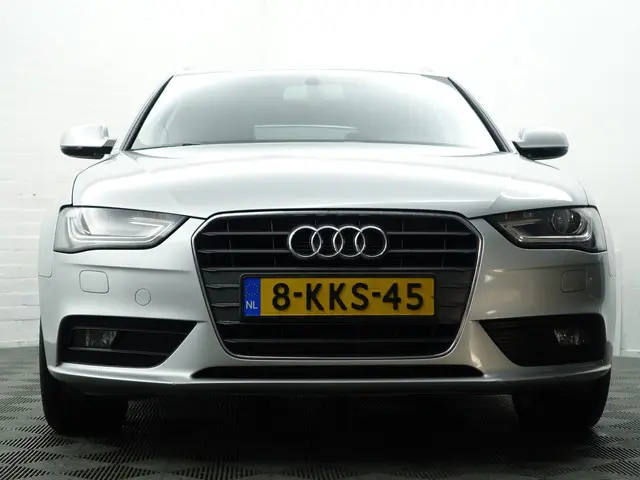 Audi A4 Avant 1.8 TFSI S-line Aut- 2013 Benzine 29