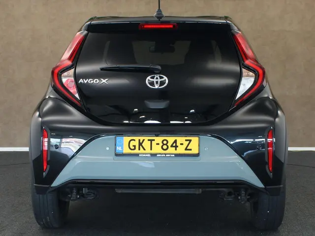 Toyota Aygo X 1.0 VVT-i S-CVT Premium 2024 Benzine 12