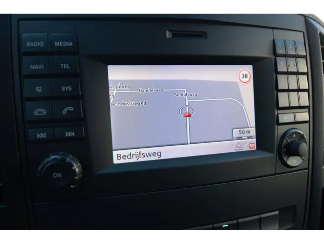 Mercedes-Benz Vito 116 CDI Lang DC Comfort 2020 Diesel 12