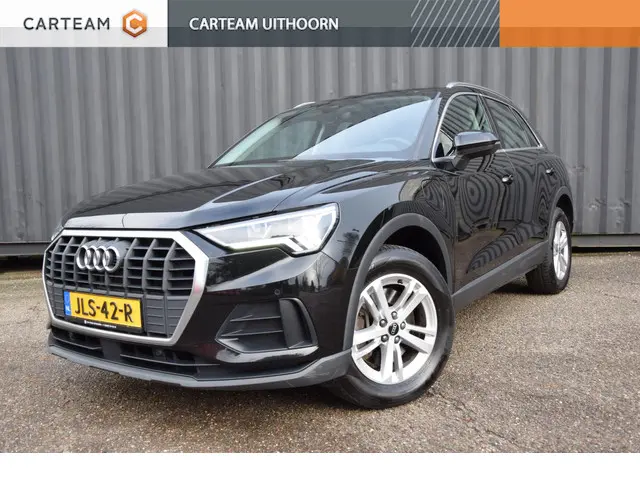 Audi Q3 45 TFSI e edition 2022 Hybride Benzine 1