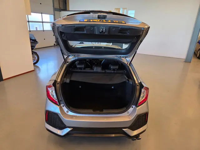 Honda Civic 1.0 i-VTEC Comfort |Automaat 2018 Benzine 6