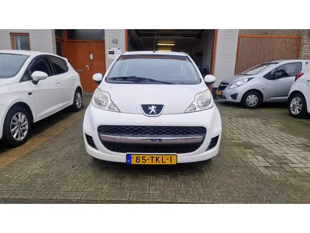 Peugeot 107 2