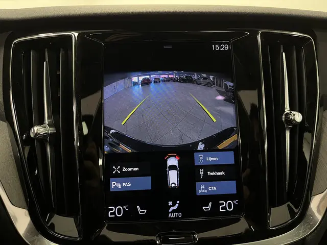 Volvo V60 2.0 B3 Inscription 2021 Benzine 25