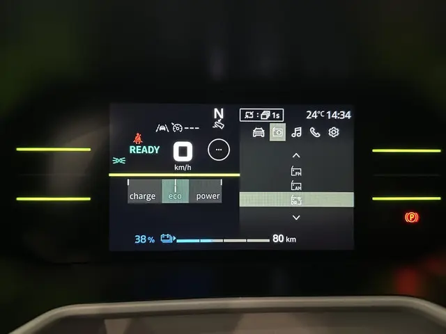 Dacia Spring Expression 65 26.8 kWh 2025 Elektrisch 28