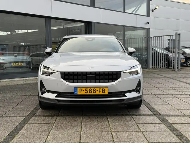 Polestar 2 Long Range Dual Motor AWD 2022 Elektrisch 8