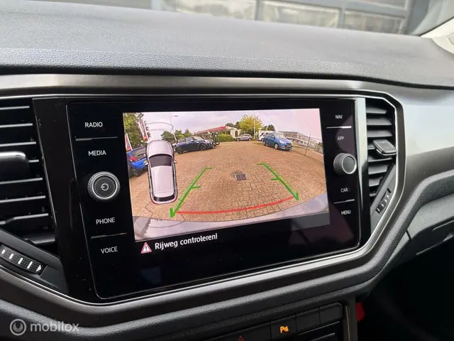 Volkswagen T-Roc 1.0 TSI Style Business 2019 Benzine 14