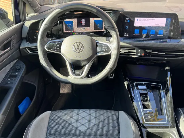 Volkswagen Golf 1.5 eTSI R-Line 2023 Benzine 14