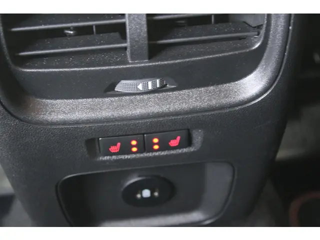 Ford Kuga 2.5 PHEV ST-Line X 2025 Hybride Benzine 30