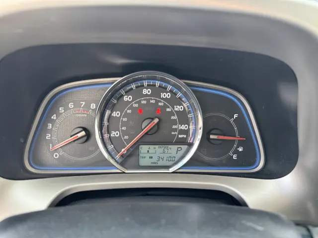 Toyota RAV4 2.5 Limited 4WD Automaat 2013 Benzine 38