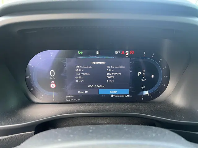 Volvo XC40 2.0 B4 Plus Dark 2025 Benzine 17