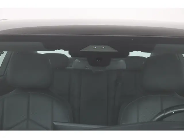 BMW 7 Serie 750e xDrive 2024 Hybride Benzine 33