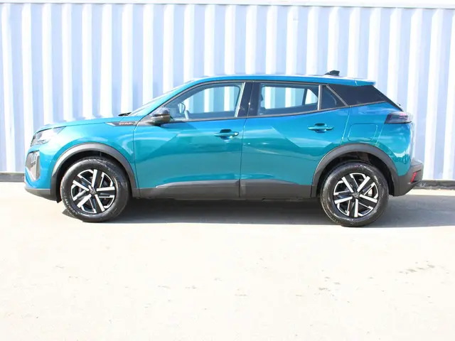 Peugeot 2008 1.2 PureTech 100 Style 2025 Benzine 4