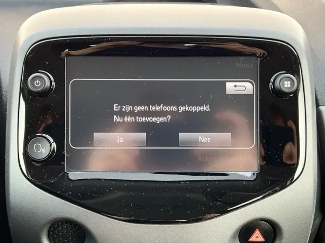 Toyota Aygo 1.0 VVT-i x-joy Automaat 5-deurs 2019 Benzine 24