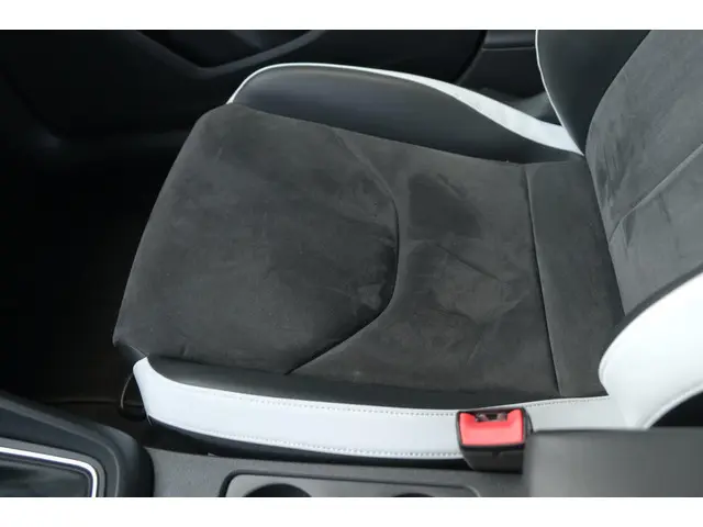 SEAT Leon ST Cupra 265pk Led Navi Pdc 2016 Benzine 25