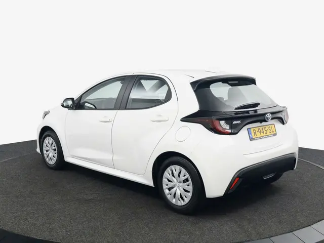 Toyota Yaris 1.5 Hybrid Comfort wit 2022 Hybride Benzine 6