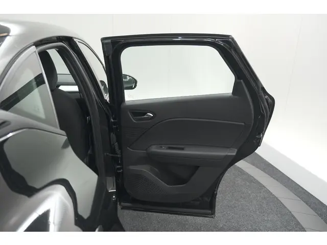 Renault Captur TCe 90 Evolution 2023 Benzine 63