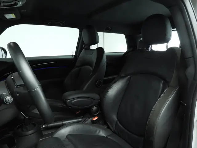 MINI 3-Deurs Cooper 2022 Benzine 7