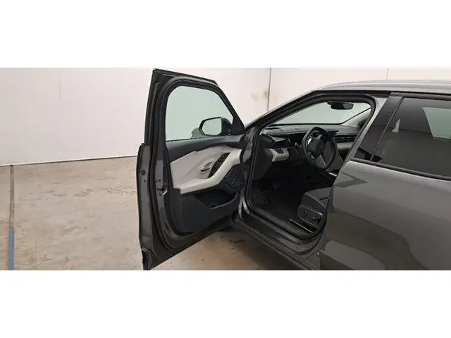 Ford Explorer Extended Range RWD 77 kWh 2024 Elektrisch 12