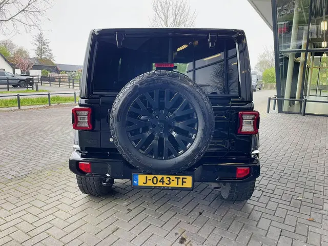 Jeep Wrangler Unlimited 2.0T Sahara 2019 Benzine 4