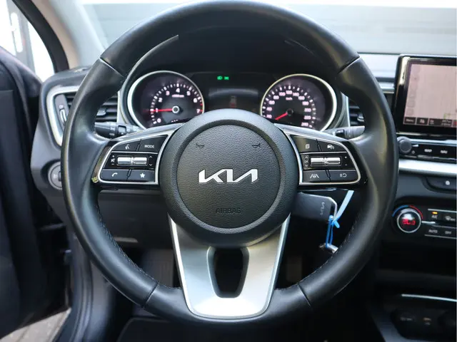 Kia Ceed 1.0 T-GDi 2022 Benzine 16