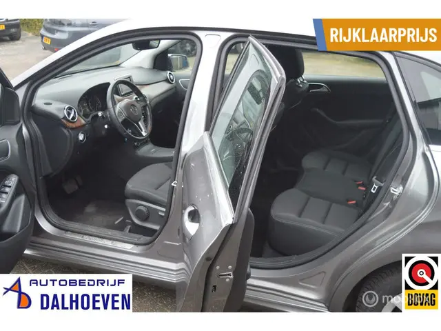 Mercedes-Benz B-Klasse 200 Ambition 2012 Benzine 14