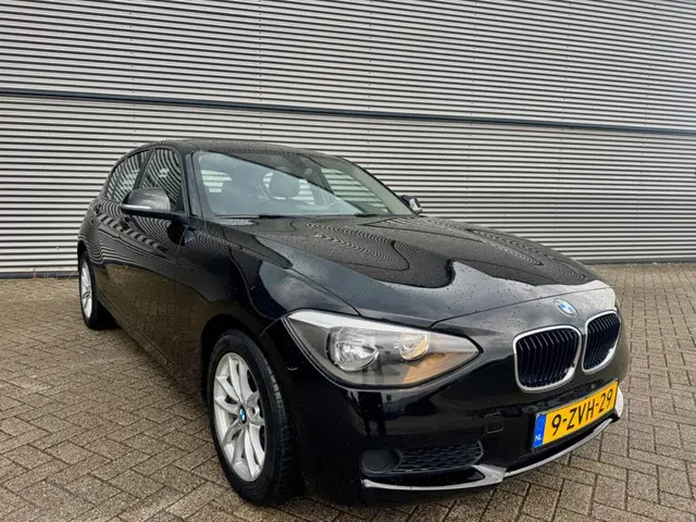 BMW 1 Serie 116i EDE Executive 2013 Benzine 2
