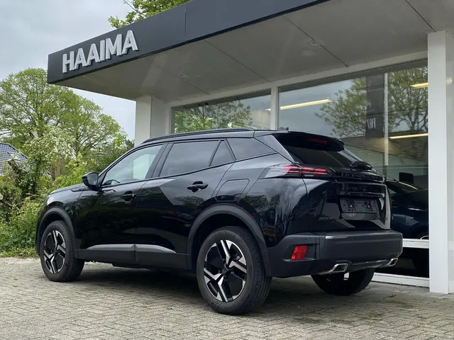 Peugeot 2008 1.2T Automaat 130pk GT 2024 Benzine 4