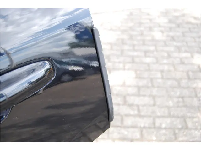 Ford Kuga 2.5 PHEV 243 PK Active X 2024 Hybride Benzine 13