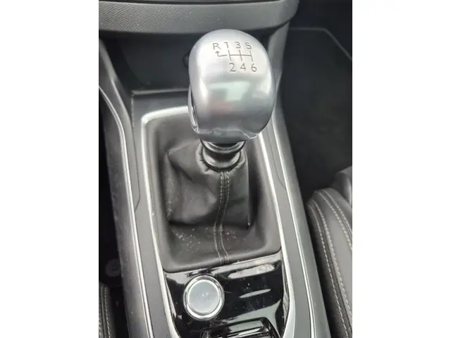 Peugeot 308 SW 1.2 e-THP Première 2015 Benzine 15