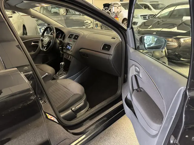 Volkswagen Polo 1.2 TSI Highline 2014 Benzine 18