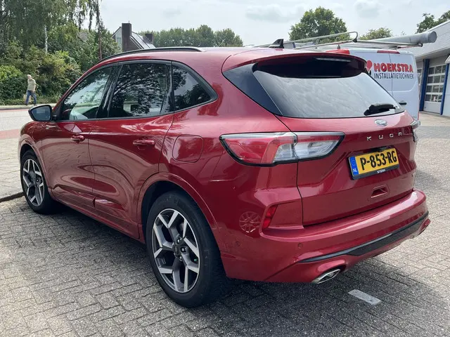 Ford Kuga 2.5 PHEV ST-Line X 2020 Hybride Benzine 3
