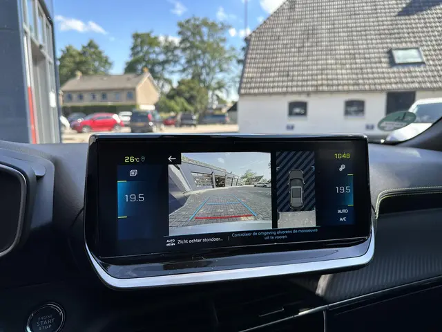 Peugeot e-2008 EV GT 2022 Elektrisch 23