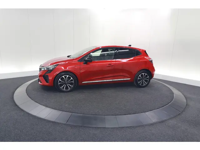 Renault Clio TCe 90 GPF techno 2024 Benzine 76