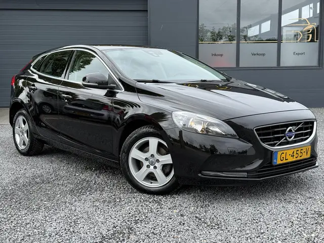 Volvo V40 2.0 D2 Momentum Business 2015 Diesel 4